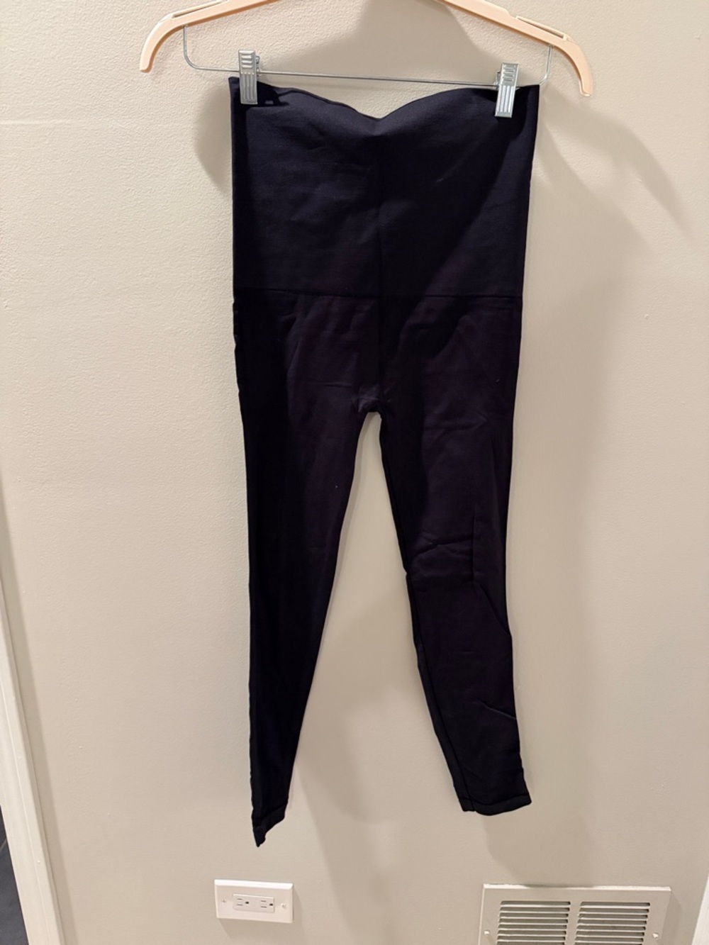 Women’s High-Waist Black Leggings - Smooth Stretch